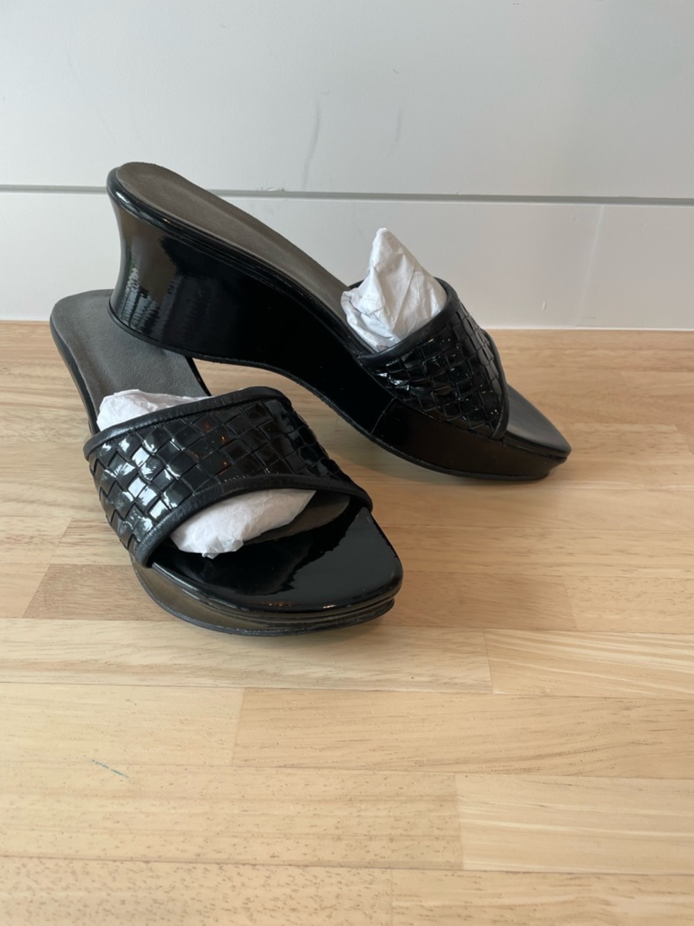 Vintage Stuart Weitzman Black Patent Woven Wedge Sandals - Size 8